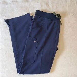 Figs Women’s Kade Cargo Scrub Pant